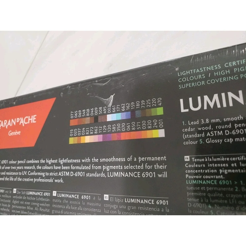 NEW‎ SEALED Caran d'Ache Luminance 6901 40 colored permanent pencils